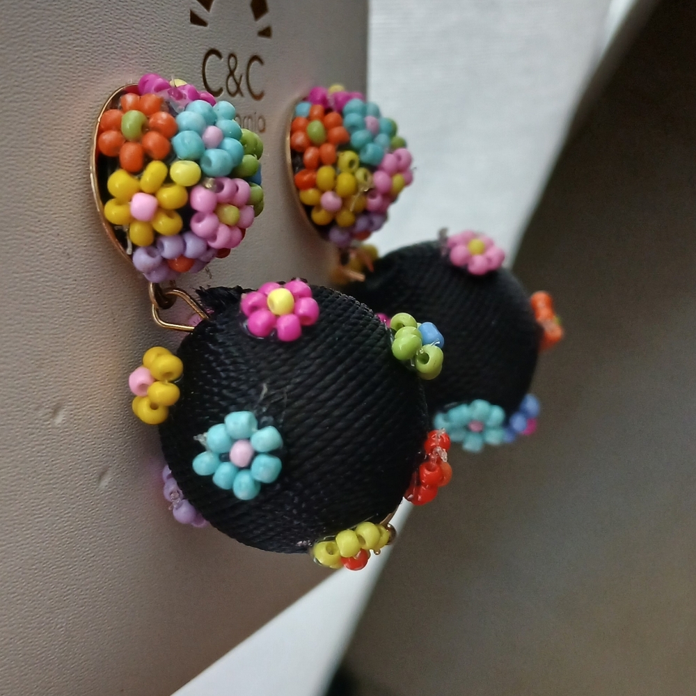 C&C California Colorful Beaded Earrings - Picture 3 of 3